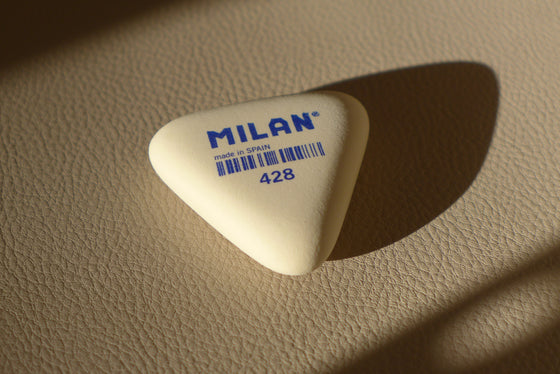 Milan γόμα λευκή τριγωνική 428